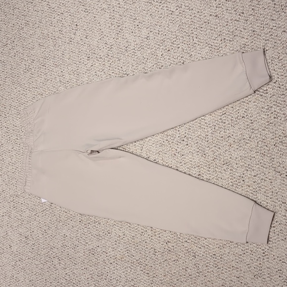 Old Navy joggers - Picture 6 of 6